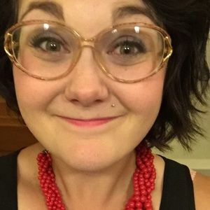 Meet your Posher, Tori