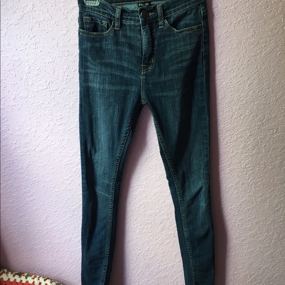 BDG Denim High Rise Twig Ankle Skinny Jeans