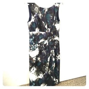 Antonio Melani size 4 green pattern dress