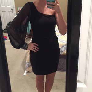 One-shoulder dress with sequin cuff