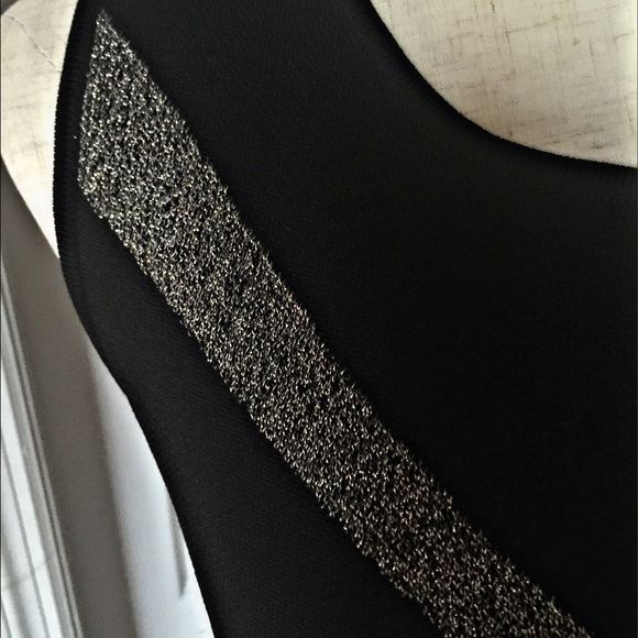 New with tags: designer carmen-marc-valvo dress💋 - Picture 2 of 4