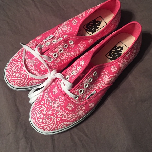 Vans pink tennies