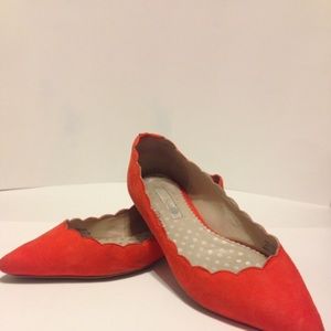 Boden Scallop point in Orange suede