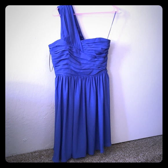 Express one shoulder size 6 dress