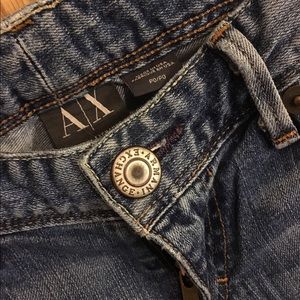 Destroyed denim ripped jeans