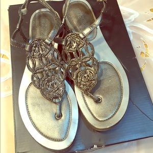 Kenneth Cole Reaction Sandals Sz 7 Steel Grey