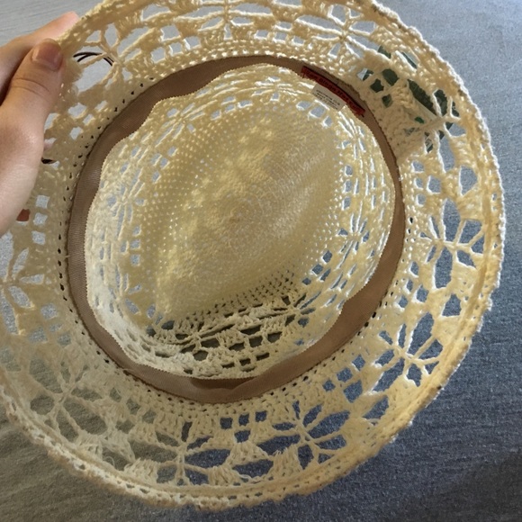 Bucket hat - Picture 2 of 4