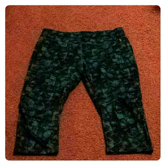 Workout capris