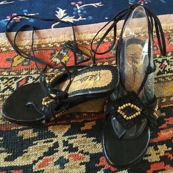 Very volatile wedges black size 7