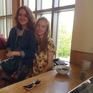 Meet your Posher, Claire