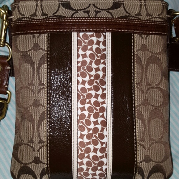 *FLASH SALE* Authentic coach crossbody purse