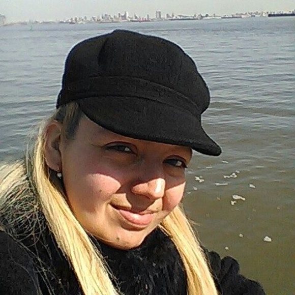 Meet your Posher, Diana