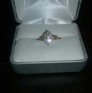 Beautiful Diamond Ring!!