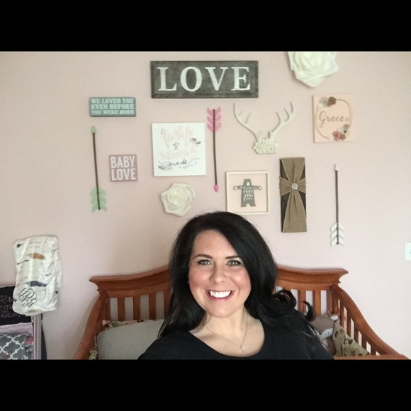 Meet your Posher, Krista - Picture 2 of 9