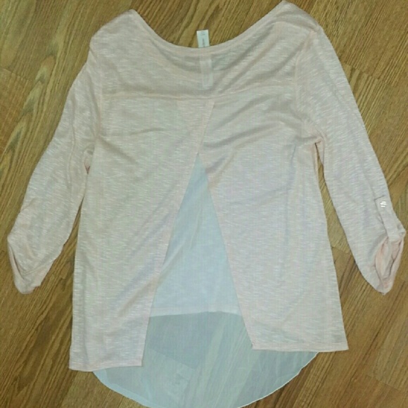 Adorable Top NWT - Picture 2 of 3