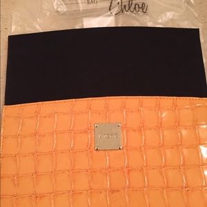 Miche Chloe (shell only-retired). New in package.