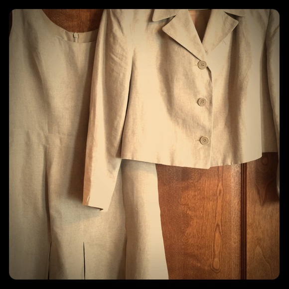 Suit