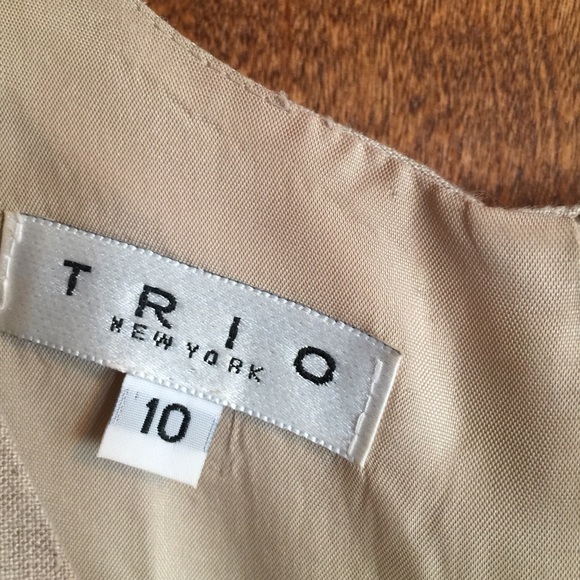 Suit - Picture 3 of 3