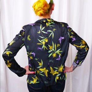 H&M Jackets & Coats - 💙SALE❤️ Palm Print Blazer H&M Jackets & Coats - 💙SALE❤️ Palm Print Blazer