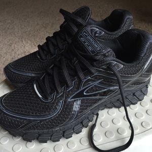 Brooks running adrenaline gts 14