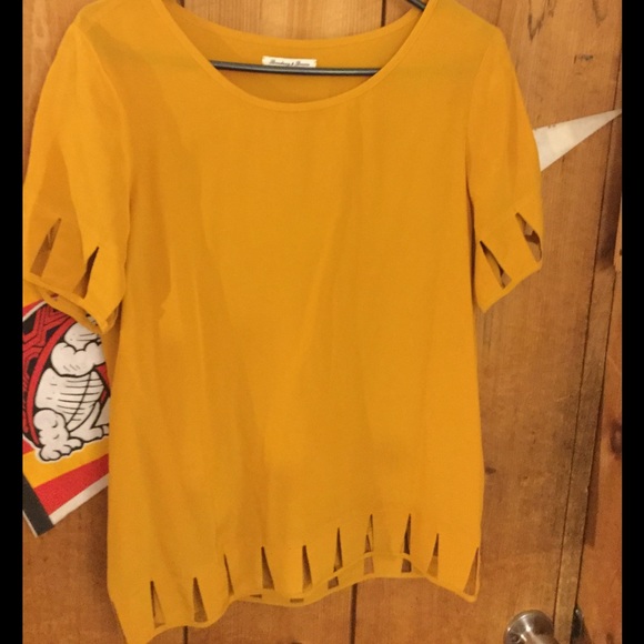 Size Medium Madewell 100% silk top