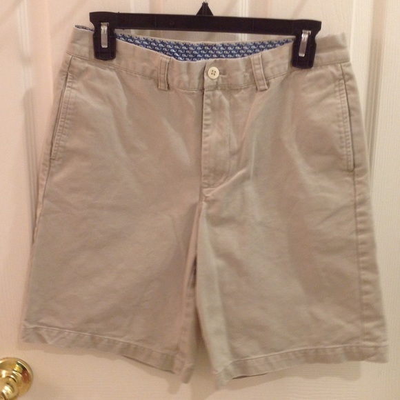 Vineyard Vines Pants - Vineyard Vines khaki Summer Club Shorts boys sz 18