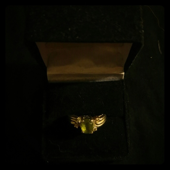 White gold ring