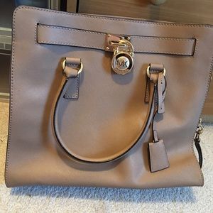 Michael Kors Hamilton