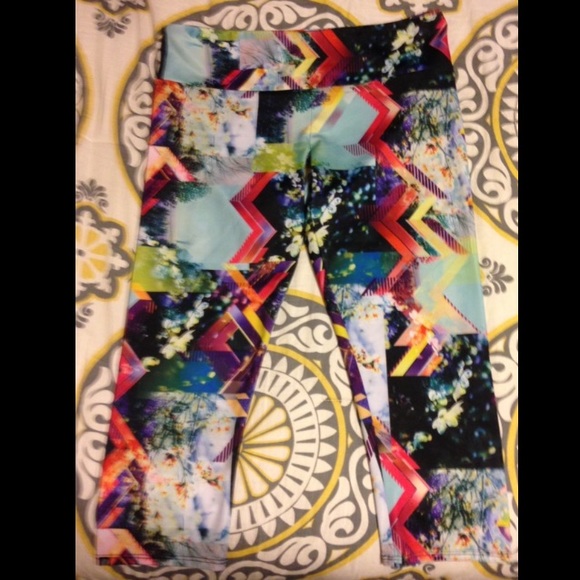 Onzie yoga capri leggings