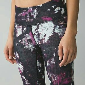 NWOT Lululemon Rare Wunder Under III Crop sz4