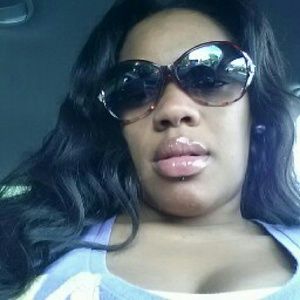 Meet your Posher, Iyana