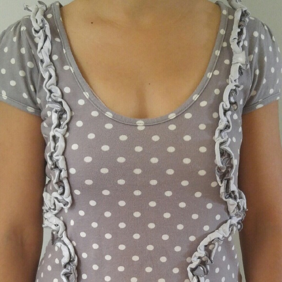 Little Yellow Button Gray Ruffle Top