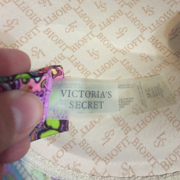 Victoria secret swim top - Picture 3 of 4