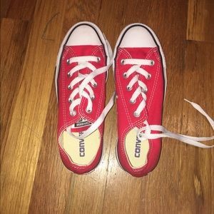 Red Converse Women's size 6