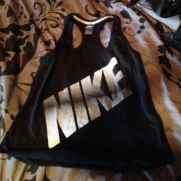 Black and white nike tank
