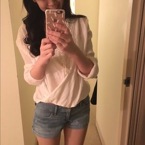 SOLD‼️ Hollister bohemian white blouse