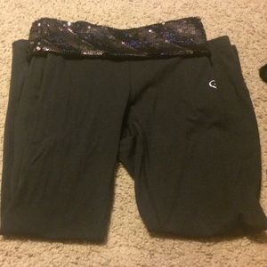 Aeropostale Crop Yogas