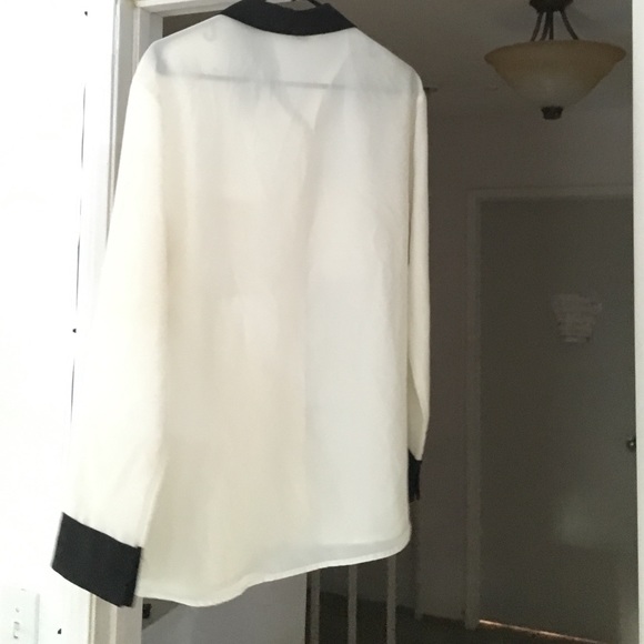Mossimo - Picture 2 of 3