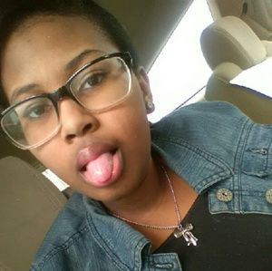 Meet your Posher, Taleeya