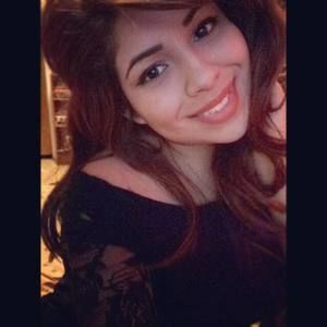 Meet your Posher, Holly