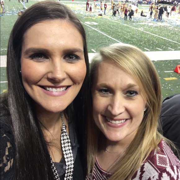 Meet your Posher, Jessica - Picture 4 of 4