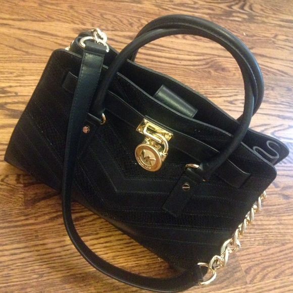 Michael khors purse