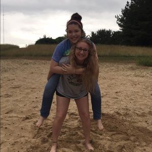 Meet your Posher, Rachel