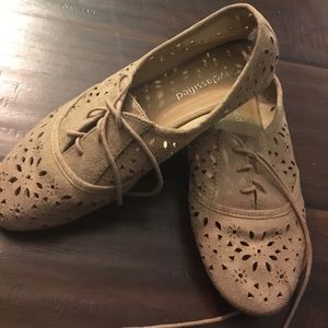 Faux Suede Cut out Oxfords Size 7