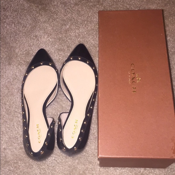 Coach flats