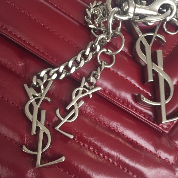 Saint Laurent Monogram Chains Leather Shoulder Bag - Picture 4 of 4