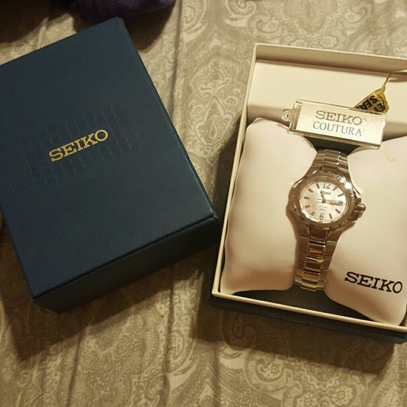 Brand new seiko coutura watch