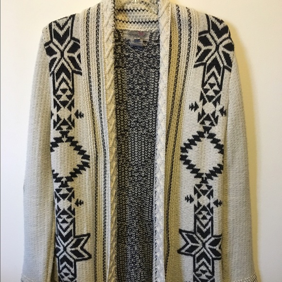 Price Drop 💸  Cozy ecote Nordic pattern cardigan