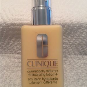 Clinique Dramatically Different Lotion 4.2 oz