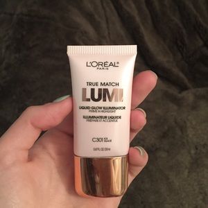 True match Lumi highlighter in ice